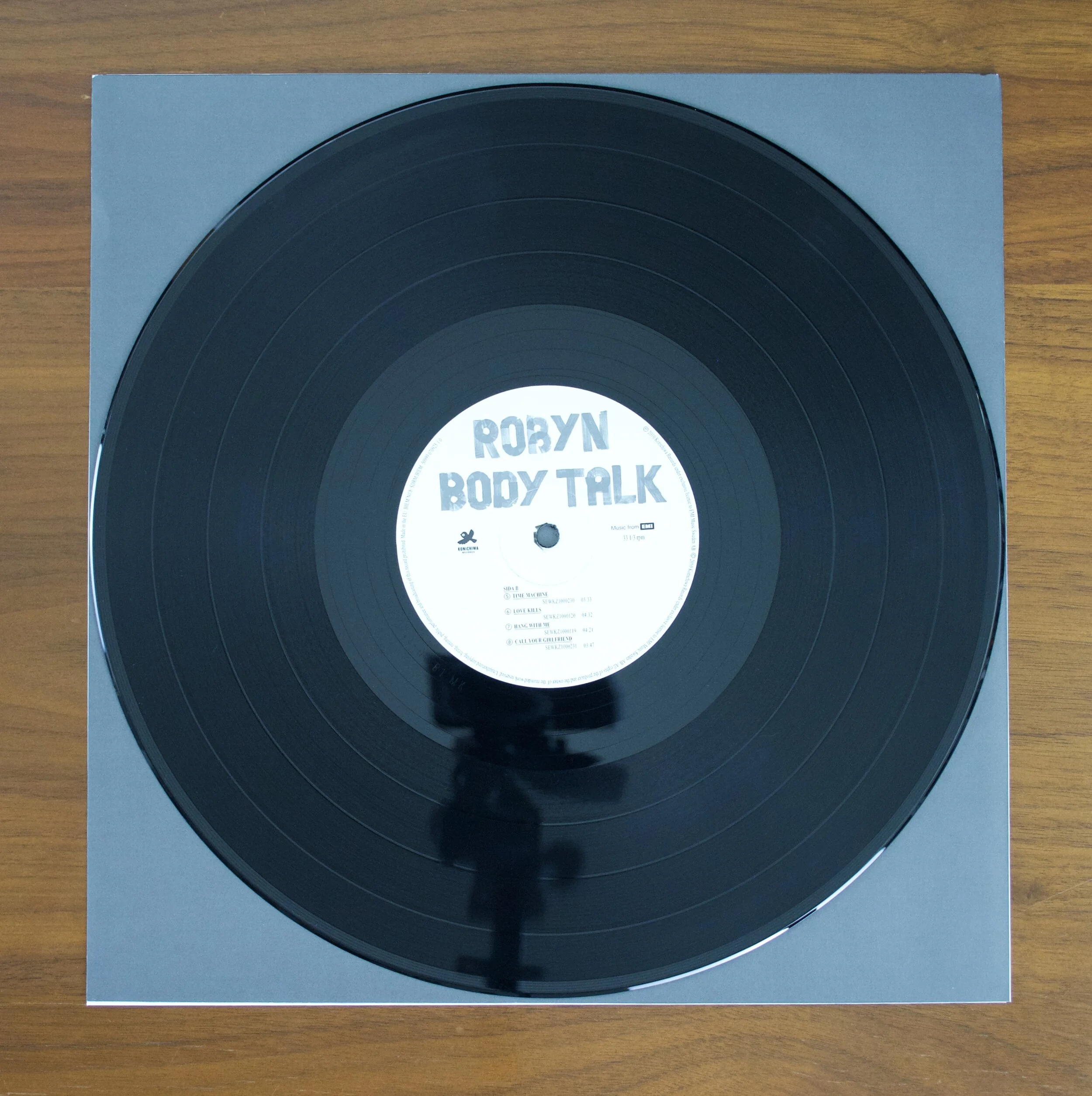 Reveal 0054: Robyn - Body Talk — Vinyl Reveals